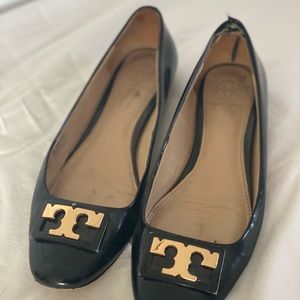 Tory Burch Black flats size 8